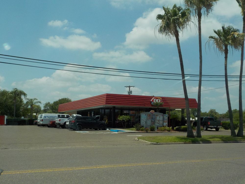 994 E Hidalgo Ave, Raymondville, TX 78580